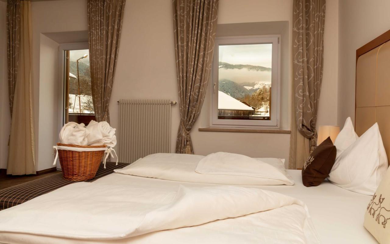 Hotel Martinerhof San Lorenzo di Sebato Dış mekan fotoğraf