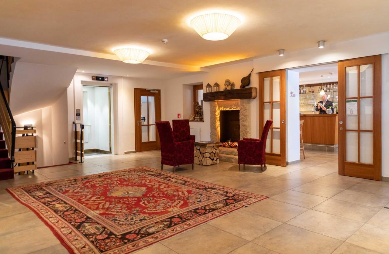 Hotel Martinerhof San Lorenzo di Sebato Dış mekan fotoğraf