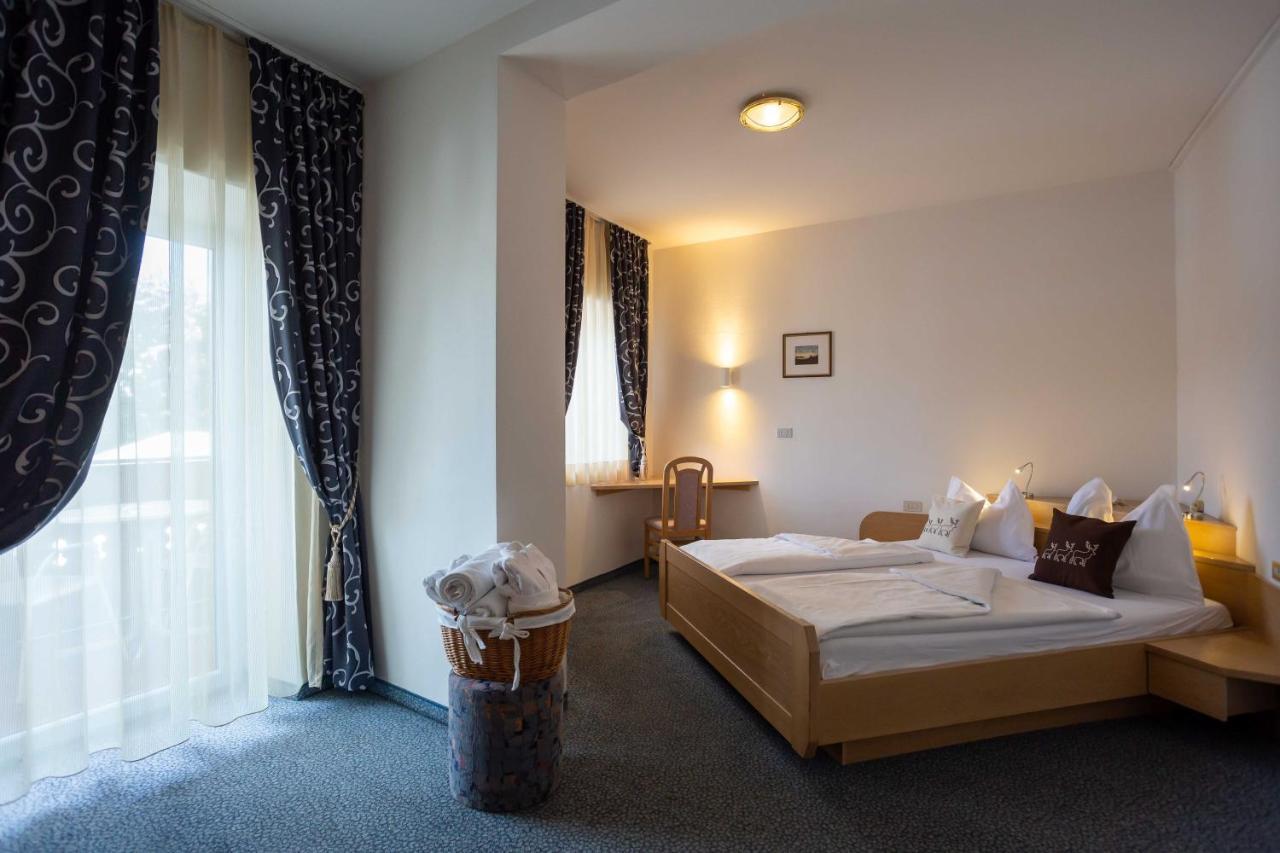 Hotel Martinerhof San Lorenzo di Sebato Dış mekan fotoğraf